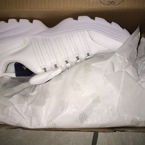 K-Swiss women’s shoes